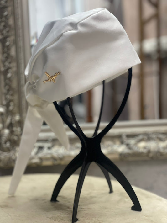 Унисекс хирургична шапка в бяло