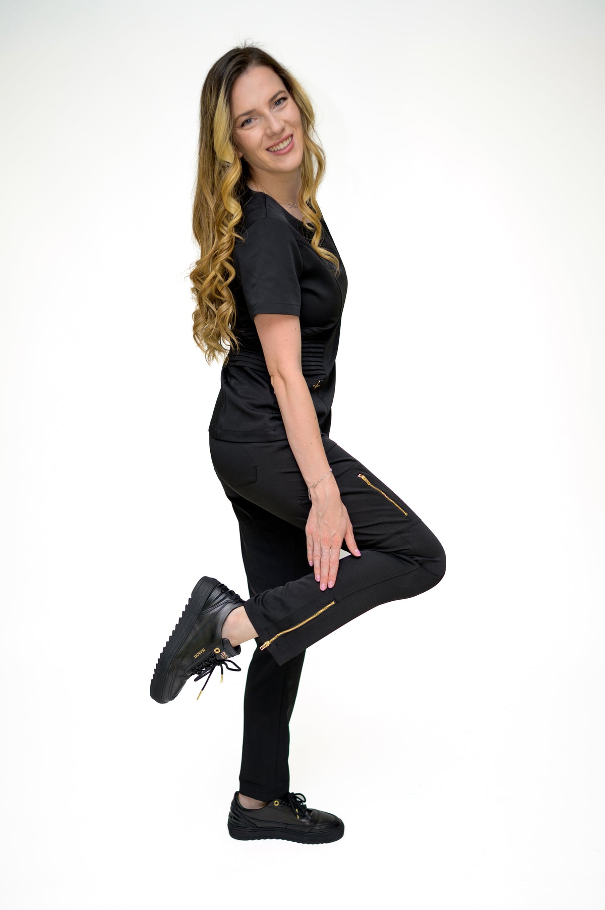 Mедицински екип  Divine Elegance Black