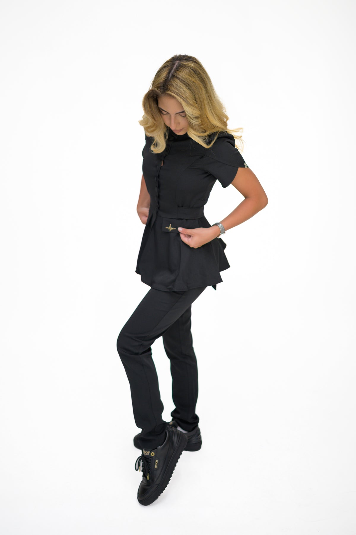 Медицински екип Button Up Black