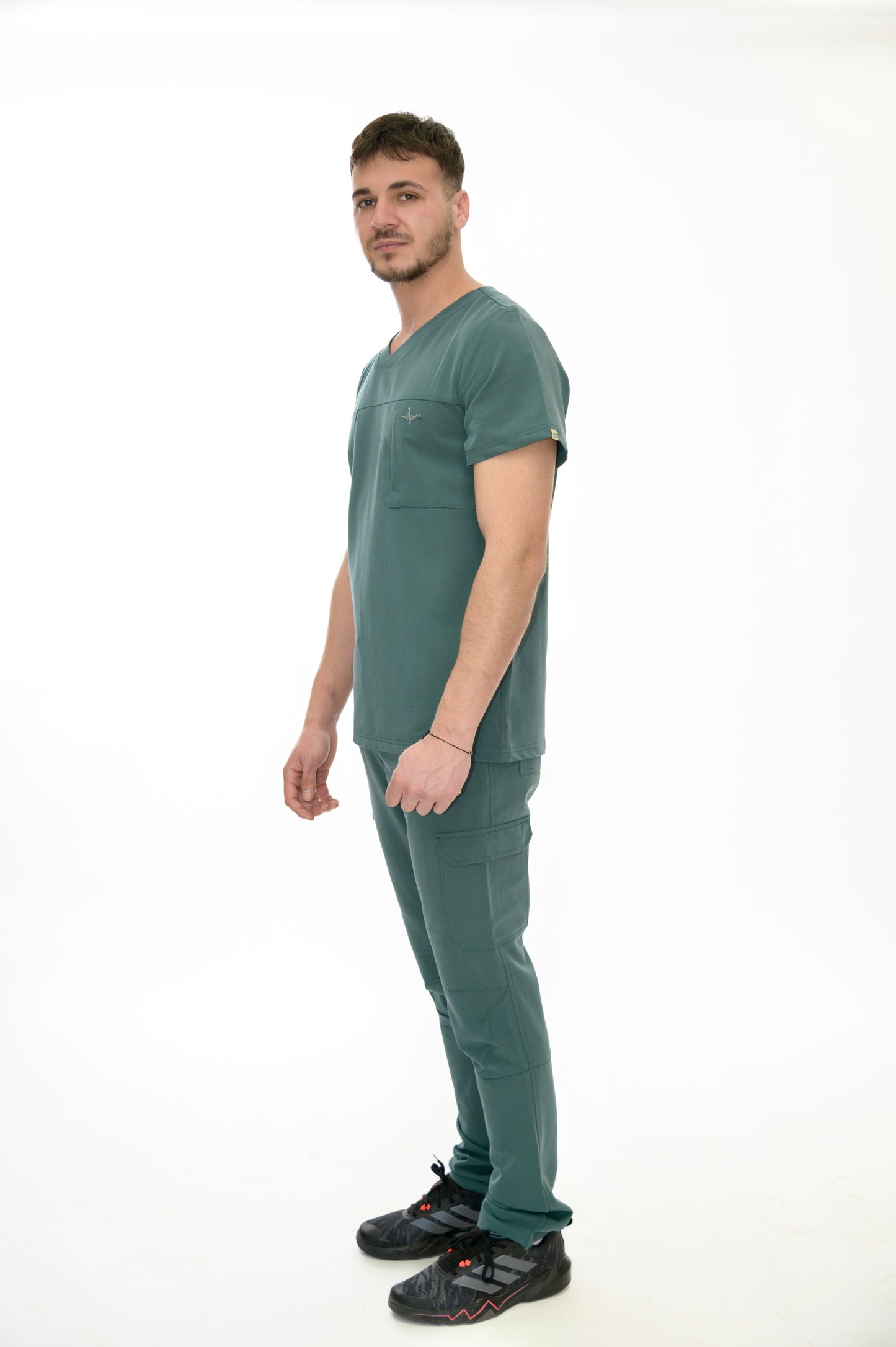 Мъжки медицински екип Calm and Classy Green