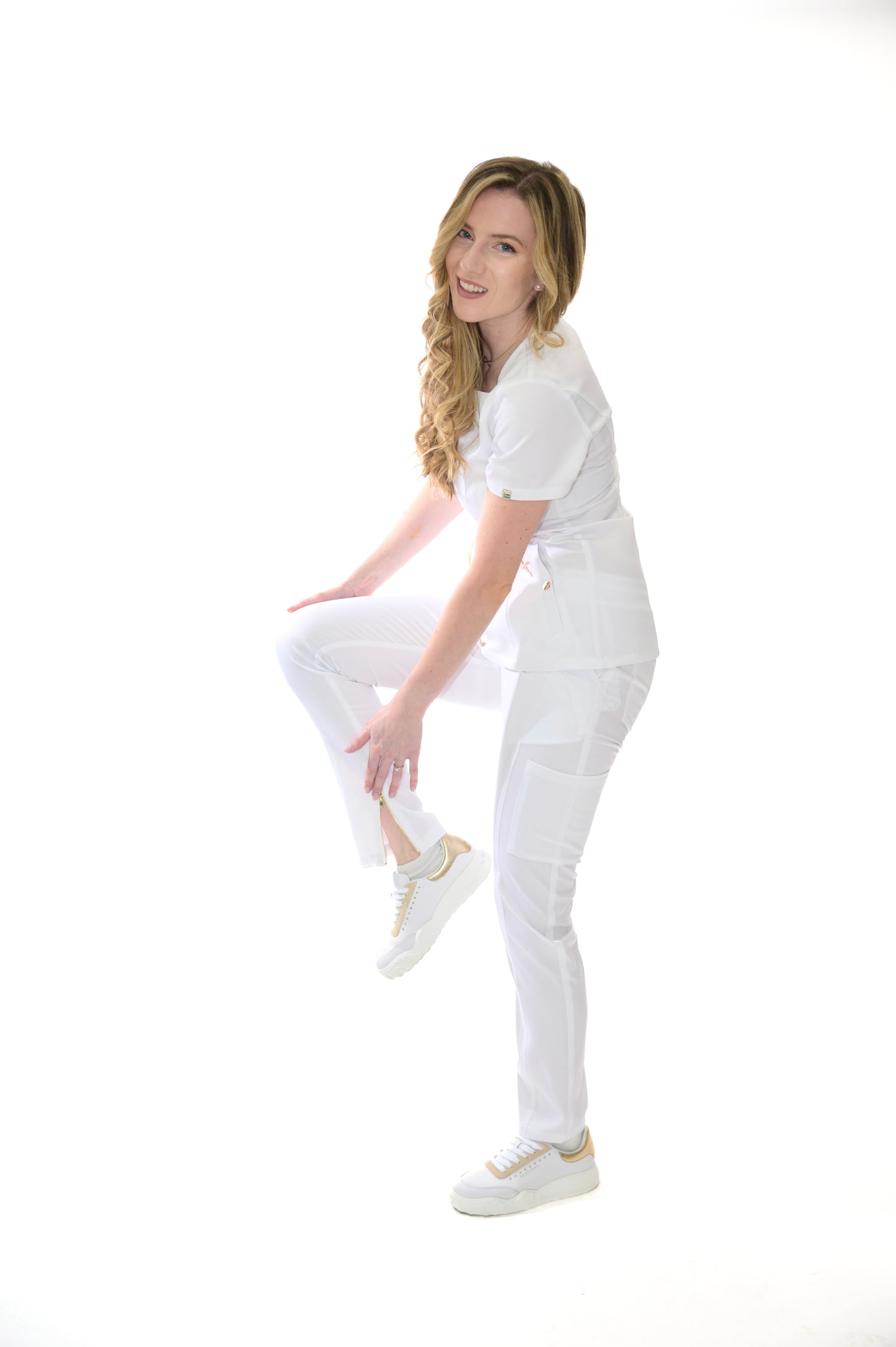 Медицински екип Classy & Refined White